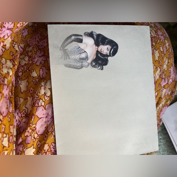 Bettie page by night stationary art by Olivia - Picture 6 of 8